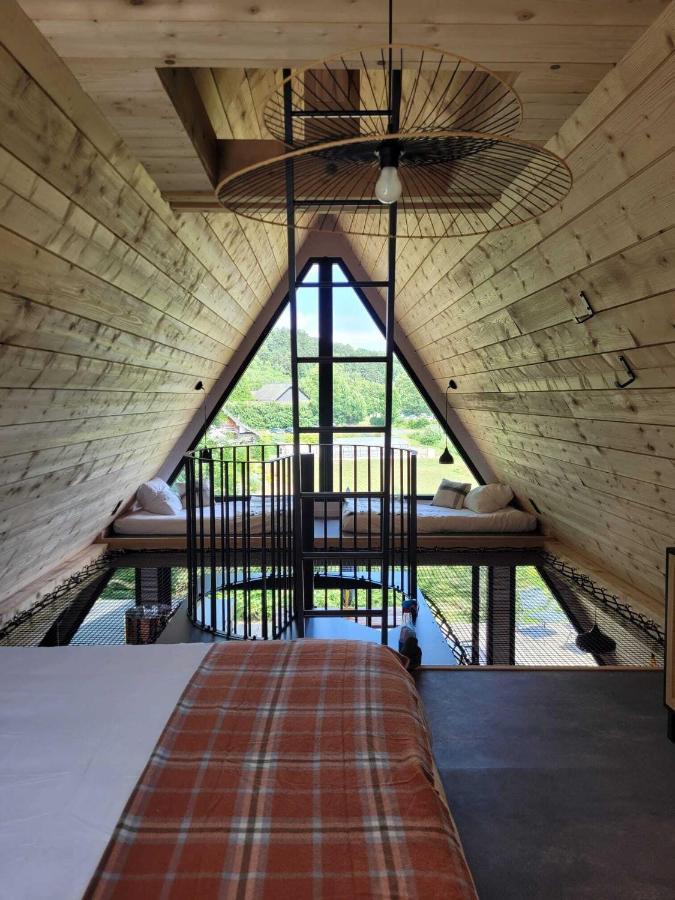 Les Deltas Du Lac Chambon-sur-Lac Zimmer foto